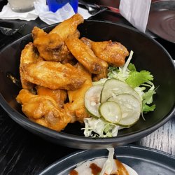 Friendly Waves - Chicken wings