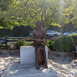Nina Simone Plaza - Nina Simone Plaza, Tryon