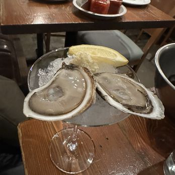 John & Sons Oyster House - Seafood Near Me - Toronto, Ontario John & Sons Oyster House - Seafood Near Me - Toronto, Ontario