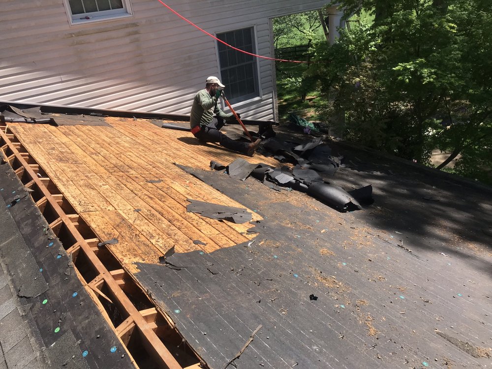 Slide of United Roofing