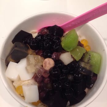Iceskimo - Jasmine Milk Tea shaved ice with boba, coconut jelly, kiwi, etc. - Ice Cream & Frozen Yogurt Near Me - San Diego, California Iceskimo - Jasmine Milk Tea shaved ice with boba, coconut jelly, kiwi, etc. - Ice Cream & Frozen Yogurt Near Me - San Diego, California