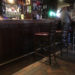 O'Donnacha's Pub And Restaurant - Small bar at front.