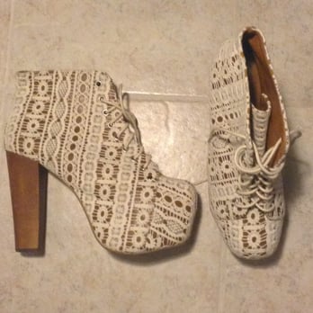 DeeLux - $55 Jeffrey Campbell Lace Lita - Used, Vintage & Consignment Near Me - Claremont, California DeeLux - $55 Jeffrey Campbell Lace Lita - Used, Vintage & Consignment Near Me - Claremont, California