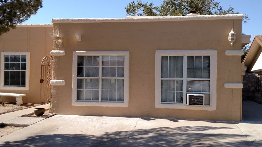 Slide of Rey My Roofer