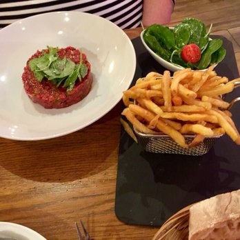 Le Comptoir - Bistros Near Me - Paris, 75
