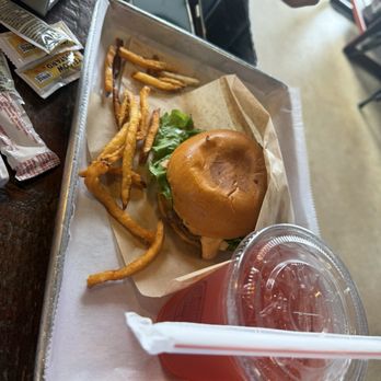 Social Burger - Matthew cheeseburger, with hand cut fries, strawberry lemonade - Burgers Near Me - Vienna, Virginia
