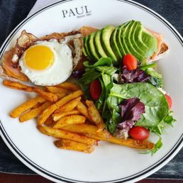 Salmon, avocado, egg, fries, salad, wheat bread Salmon, avocado, egg, fries, salad, wheat bread