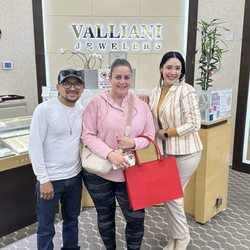 Valliani Jewelers - Shout out to Roxy which worked hard on showing us different options and Beth for helping with the finances. See you soon!!!