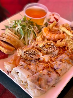 Bánh Cuôn Bún Mộc Ông Ta by null
