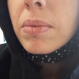 Labret piercing Labret piercing
