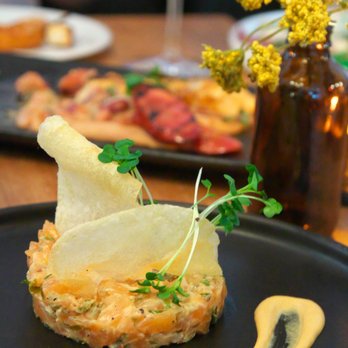 Restaurant le Cellier - Salmon Tartare (Mignonette style) - French Near Me - Gatineau, Quebec Restaurant le Cellier - Salmon Tartare (Mignonette style) - French Near Me - Gatineau, Quebec