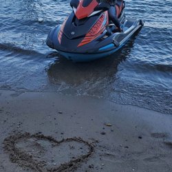 Laughlin Jet Ski Rentals - Best place with the friendliest people!! Highly recommend renting Jet ski here!!
