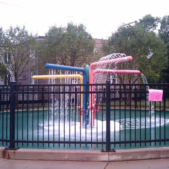 Unity Playlot Park - It was raining and it was still going...how silly - Parks Near Me - Chicago, Illinois