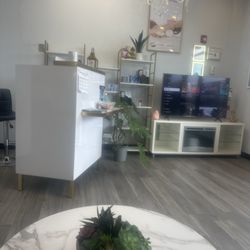 Anira Brows & Beauty