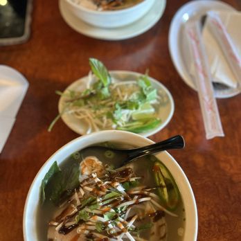 Pho Avina - Pho combo flank steak and shrimp - Vietnamese Near Me - Glendale, Arizona Pho Avina - Pho combo flank steak and shrimp - Vietnamese Near Me - Glendale, Arizona