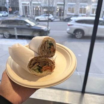 Saigon Shack - Grilled Lemongrass Chicken Sandwich - Vietnamese Near Me - New York, New York