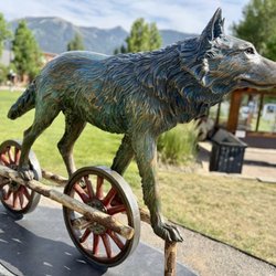 Bozeman Area Chamber of Commerce - In the center of the town