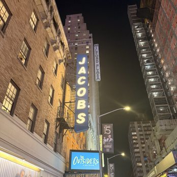 Bernard B. Jacobs Theatre - Performing Arts Near Me - New York, New York