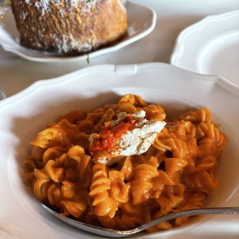 Donna's - Fusilli (majority of reviews are going to say it's incredible but it's average) - Italian Near Me - Los Angeles, California