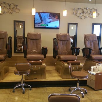 Chloe Nail - Nail Salons Near Me - Mission, Texas