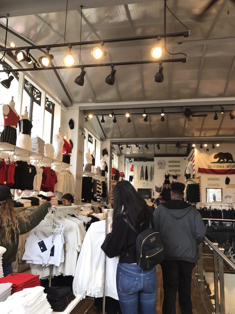 BRANDY MELVILLE CLOSED 12 Photos & 41 Reviews 200 Powell St, San
