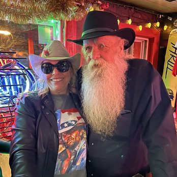 Santa's Pub - Santa - Karaoke Near Me - Nashville, Tennessee Santa's Pub - Santa - Karaoke Near Me - Nashville, Tennessee