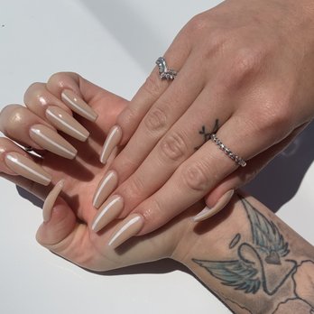 Leboutin Nails - Nail Salons Near Me - Omaha, Nebraska