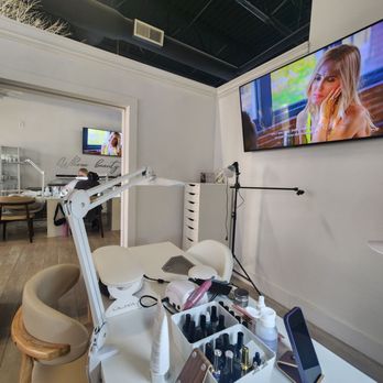 Mone Nail Art Studio - Nail Salons Near Me - Matthews, North Carolina