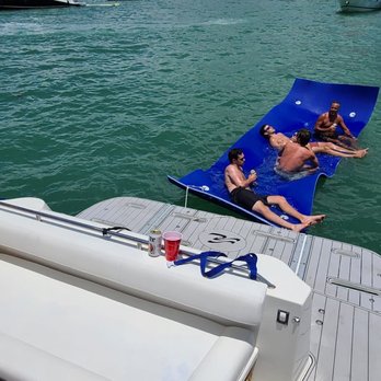 AJ Elite Boat Rental