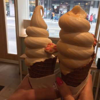Butter Baker - Apricot - Patisserie/Cake Shop Near Me - Toronto, Ontario
