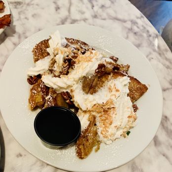 Somo Manayunk - Apple Cinnamon French Toast - New American Near Me - Philadelphia, Pennsylvania Somo Manayunk - Apple Cinnamon French Toast - New American Near Me - Philadelphia, Pennsylvania