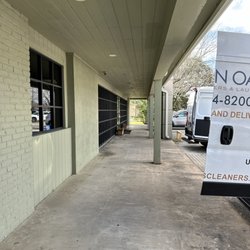 Twin Oaks Cleaners & Laundry - Entrance