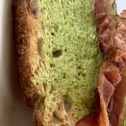 This is the avocado toast Jason's deli on Fowler sells. And the store manager says this is the correct amount.