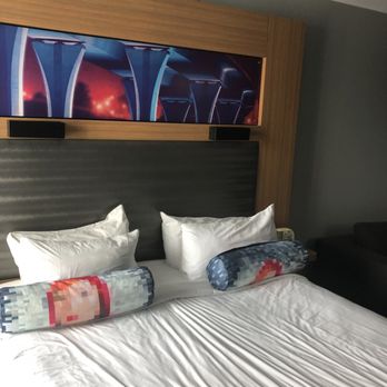 Aloft by Marriott Miami - Brickell - Room 1306 - Hotels Near Me - Miami, Florida Aloft by Marriott Miami - Brickell - Room 1306 - Hotels Near Me - Miami, Florida