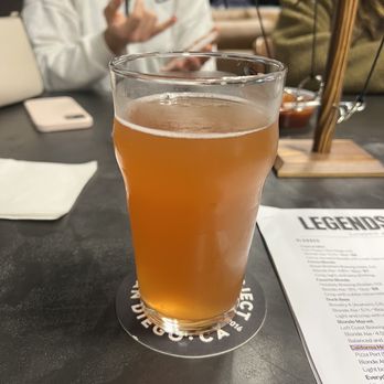 Legends Taps & Craft Beer - Honey Blonde - Beer Bar Near Me - Ontario, California Legends Taps & Craft Beer - Honey Blonde - Beer Bar Near Me - Ontario, California