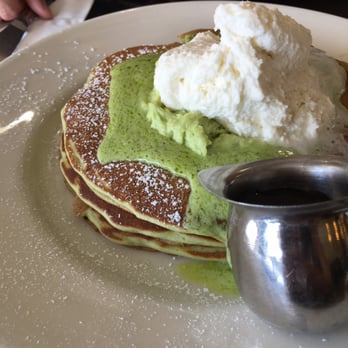 Bea Bea's - Green Matcha Pancakes! - Coffee & Tea Near Me - Burbank, California