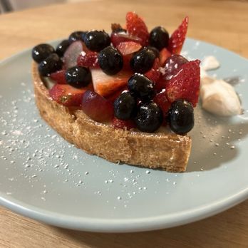 Ake'Larry - Fruit Tart - Pasta Shops Near Me - Anaheim, California