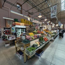 Calomiris Fruits & Vegetables