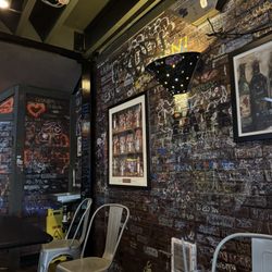 The Pie Pizzeria - South Jordan - Dining area