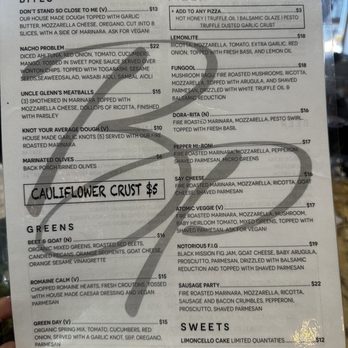Back Porch Pizza Bar - Cocktail Bars Near Me - Mount Dora, Florida