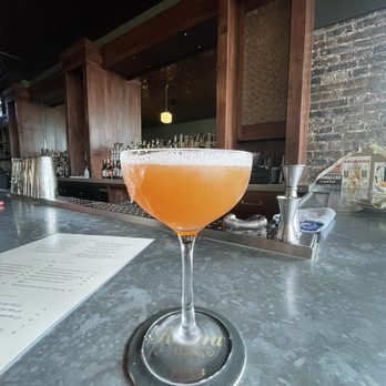 Riviera Bar - Wine Bars Near Me - Santa Barbara, California