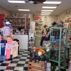 Lady Bugs Gift Shoppe - Walking into shoppe