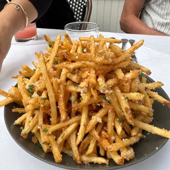 American Beech - Truffle fries - Hotels Near Me - Greenport, New York