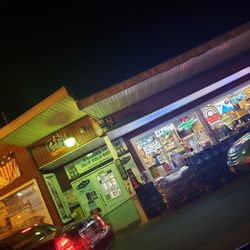 Islip Cold Beer & Beverage Distributor - In and out,good job to my Sweetheart!