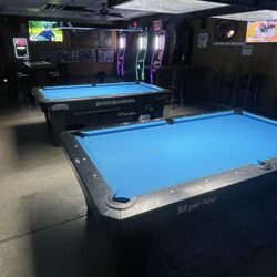 Riviera Roadhouse - Diamond tables with excellent service. What more do you want?