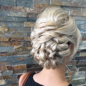 Dry Parlour - Blow Dry/Out Services Near Me - Windsor, Ontario
