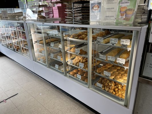 Colonial Donuts by null