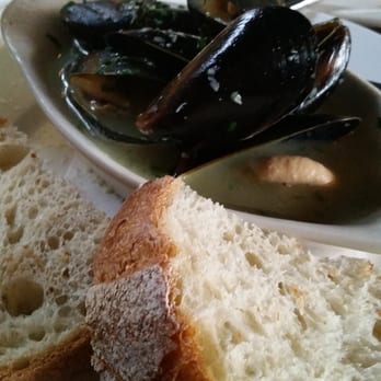 The Observatory - Vodka mussels happy hour - New American Near Me - Portland, Oregon The Observatory - Vodka mussels happy hour - New American Near Me - Portland, Oregon