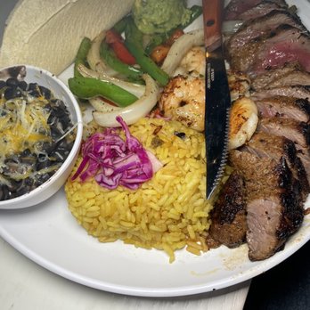 Lucharitos Melville - Mexican Near Me - Melville, New York