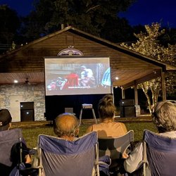 Hancock Park - Showing The Greatest Showman